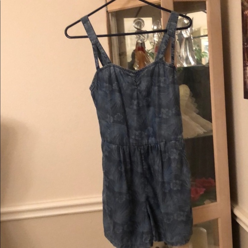 🌺 DEX Blue Romper Size S